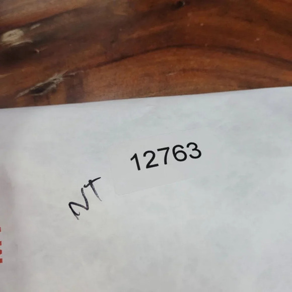 Nation Ltd Green Long Sleeve Top Size M Crew neck Pullover Cutout Shoulder  27CT - Picture 8 of 8